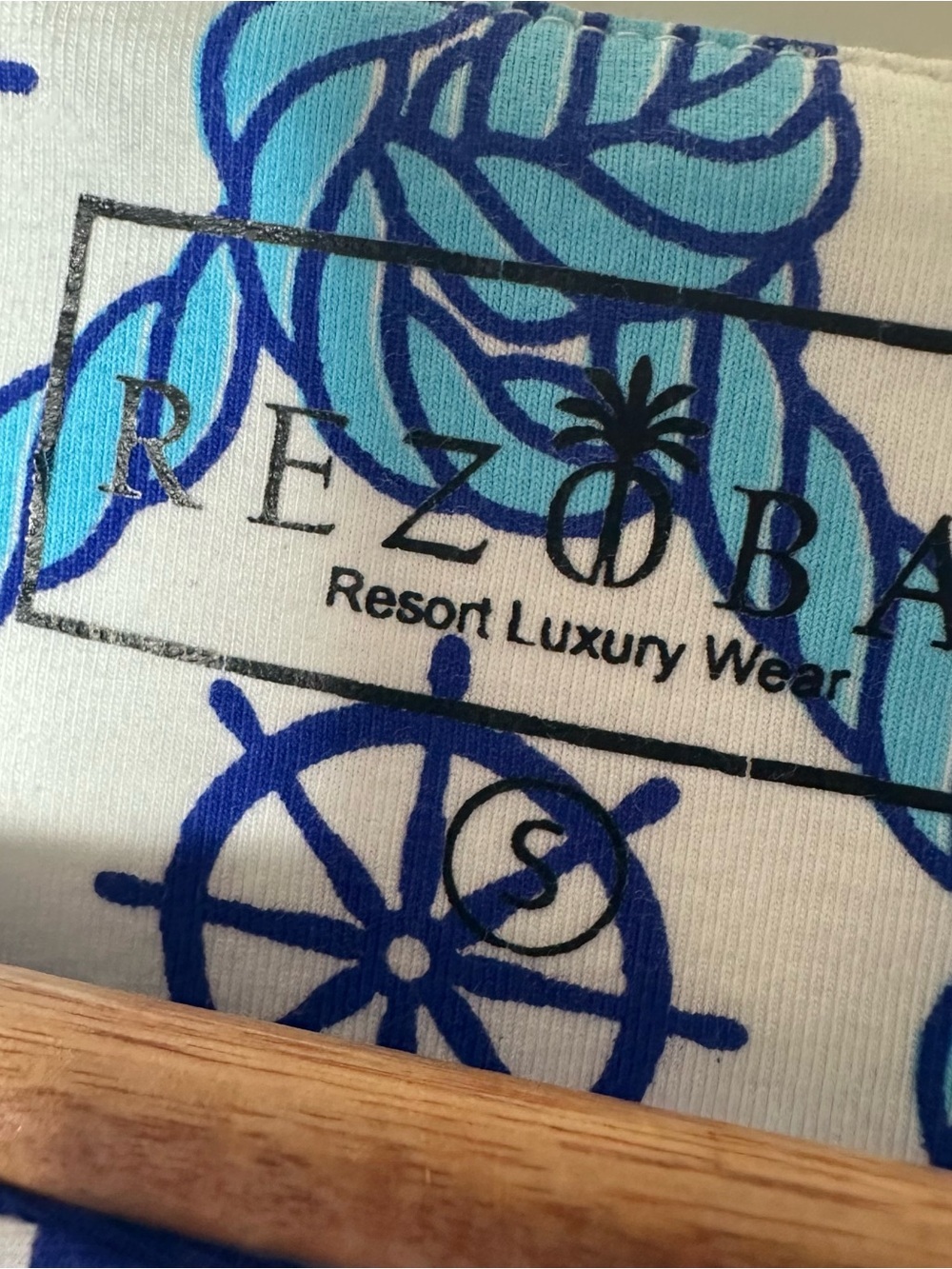 REZOBAY Luxury Resort Wear Nautical Ship Wheel Rope Print Tunic Top Size Small - Picture 4 of 9